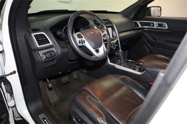 Thumbnail: 2014 Ford Explorer - 14