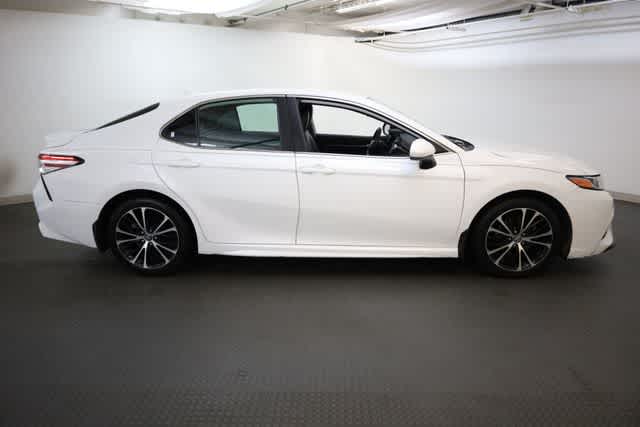 Thumbnail: 2019 Toyota Camry - 8