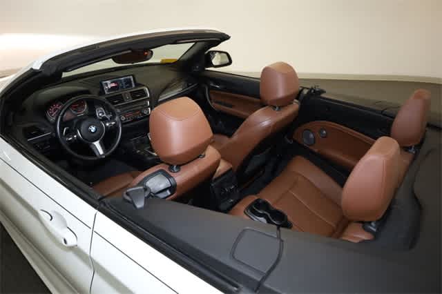 Thumbnail: 2016 BMW 2 Series - 17