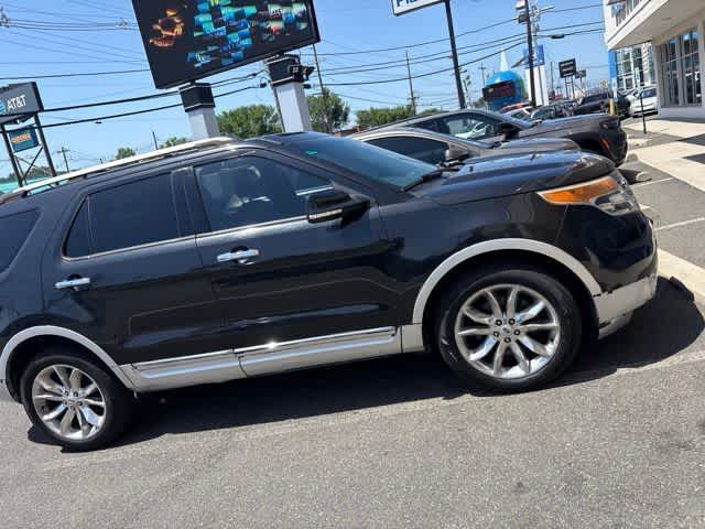 Thumbnail: 2013 Ford Explorer - 18