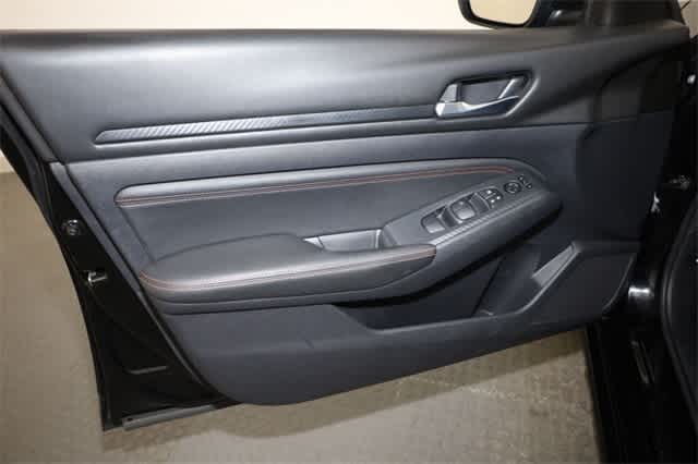 Thumbnail: 2020 Nissan Altima - 13