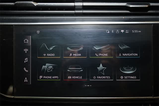 2022 Audi Q8 Premium 28