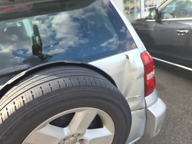 2005 Toyota RAV4 Base 27