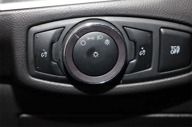 Thumbnail: 2024 Ford Edge - 26