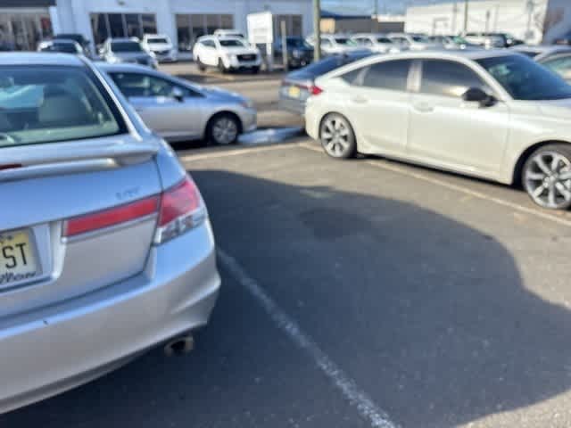 Thumbnail: 2011 Honda Accord - 9