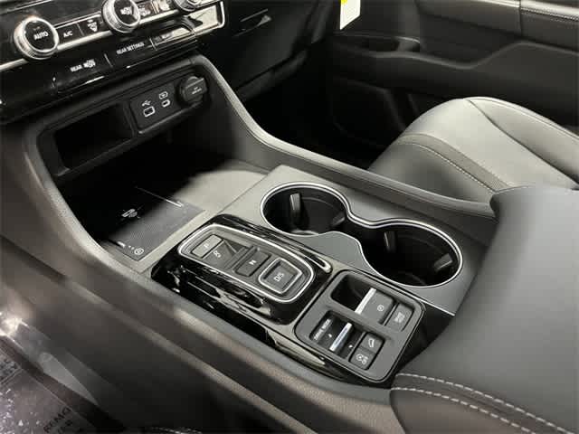 Thumbnail: 2025 Honda Pilot - 12