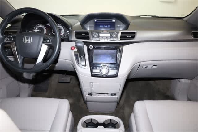 Thumbnail: 2015 Honda Odyssey - 17