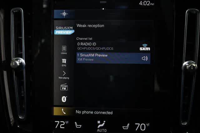 Thumbnail: 2021 Volvo XC40 - 25