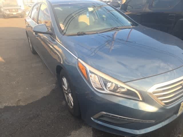 Thumbnail: 2015 Hyundai Sonata - 15