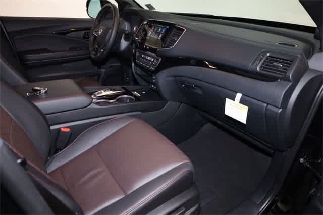 Thumbnail: 2025 Honda Passport - 19