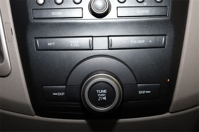 Thumbnail: 2011 Honda Odyssey - 28
