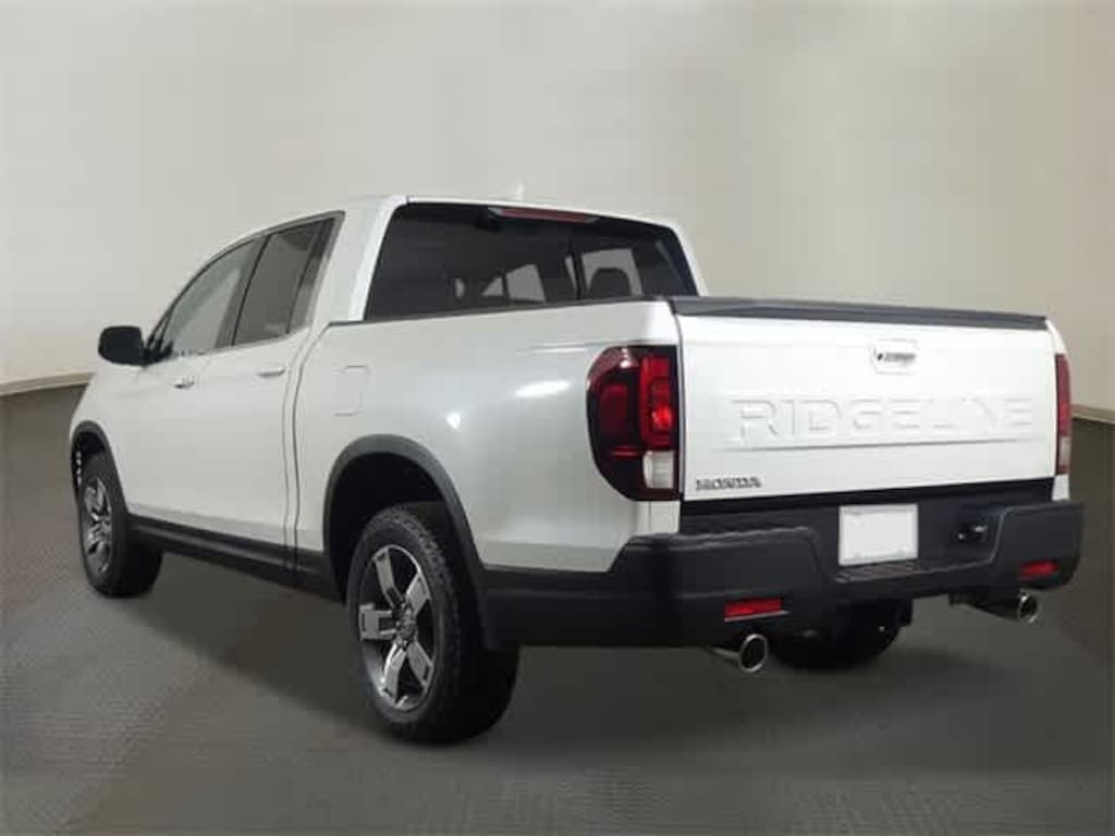 New 2026 Honda Ridgeline RTL Truck Crew Cab
