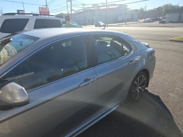Thumbnail: 2020 Toyota Camry - 4