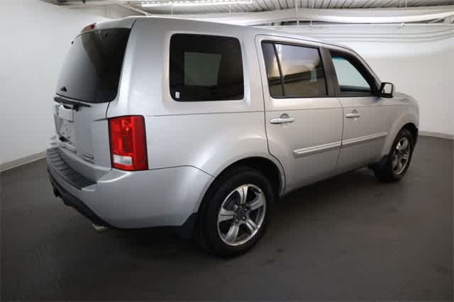Thumbnail: 2015 Honda Pilot - 8