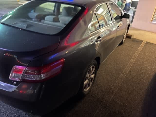 Thumbnail: 2011 Toyota Camry - 10