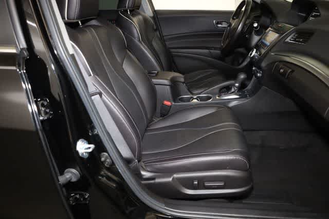 Thumbnail: 2022 Acura ILX - 20