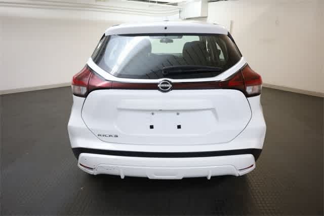 Thumbnail: 2022 Nissan Kicks - 6