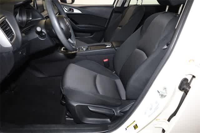 Thumbnail: 2018 Mazda Mazda3 - 15