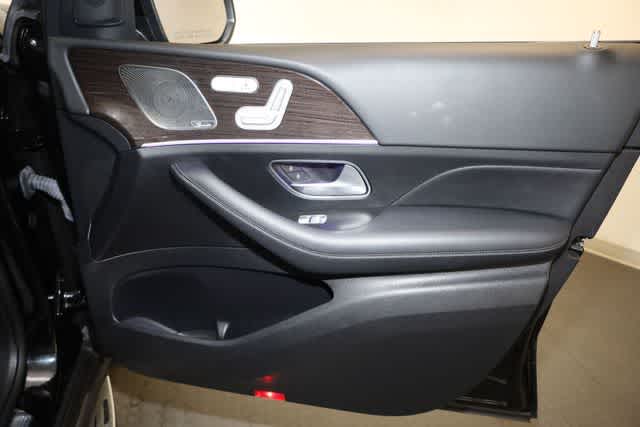 Thumbnail: 2021 Mercedes-Benz GLE - 22