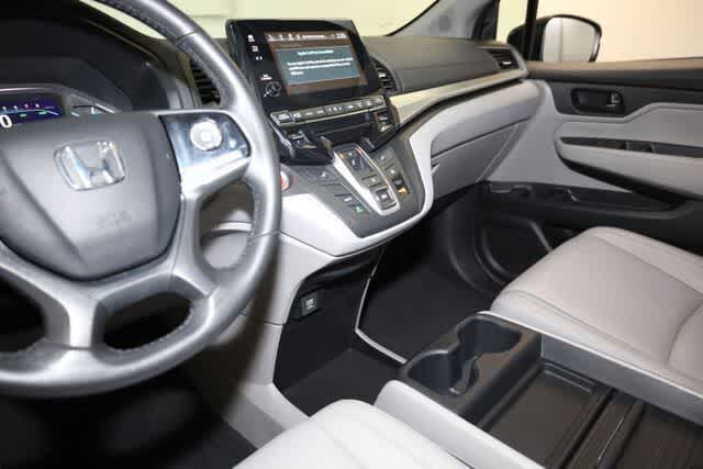 Thumbnail: 2019 Honda Odyssey - 16