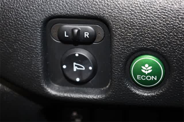 Thumbnail: 2022 Honda Pilot - 26