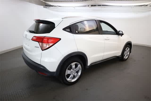 Thumbnail: 2016 Honda HR-V - 8