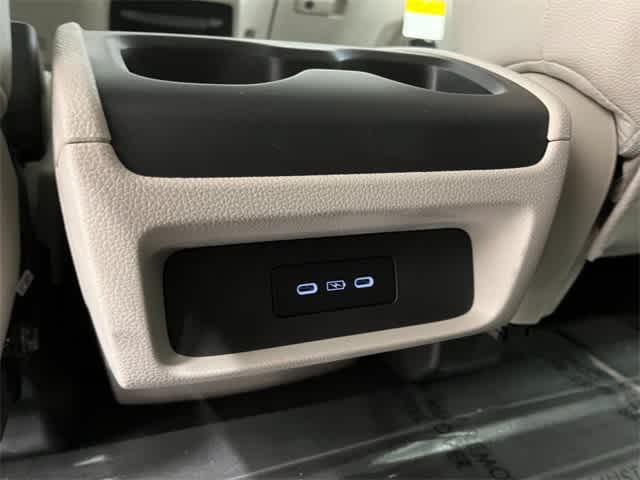 Thumbnail: 2025 Honda Odyssey - 25
