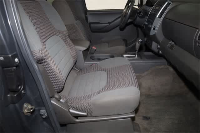 Thumbnail: 2010 Nissan Frontier - 20