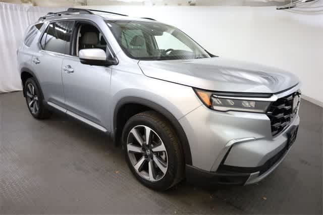 Thumbnail: 2023 Honda Pilot - 10