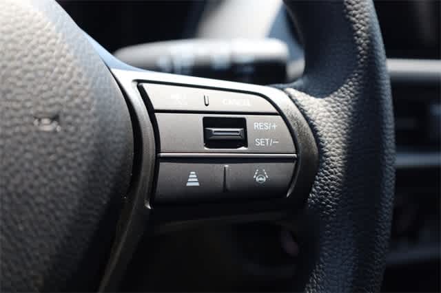 2026 Honda HR-V LX 14