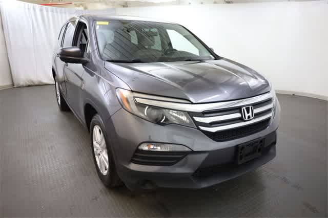 Thumbnail: 2016 Honda Pilot - 11