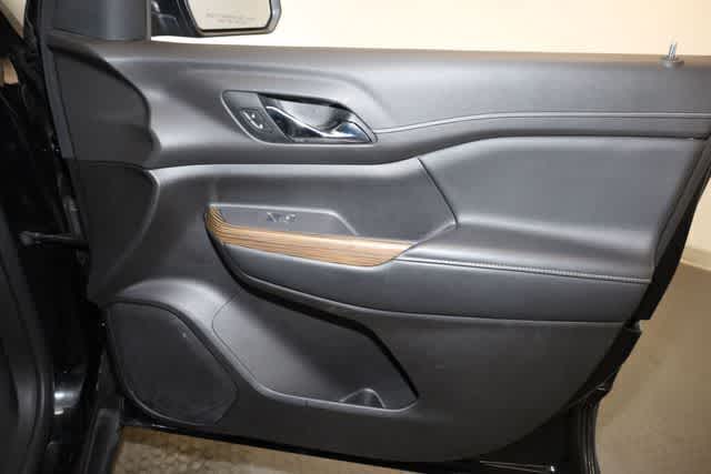 Thumbnail: 2021 GMC Acadia - 22