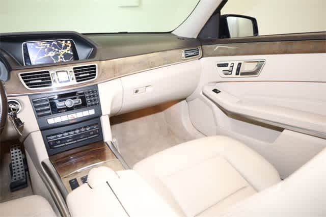 Thumbnail: 2015 Mercedes-Benz E-Class - 18