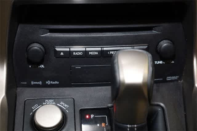 2016 Lexus NX 200t 32