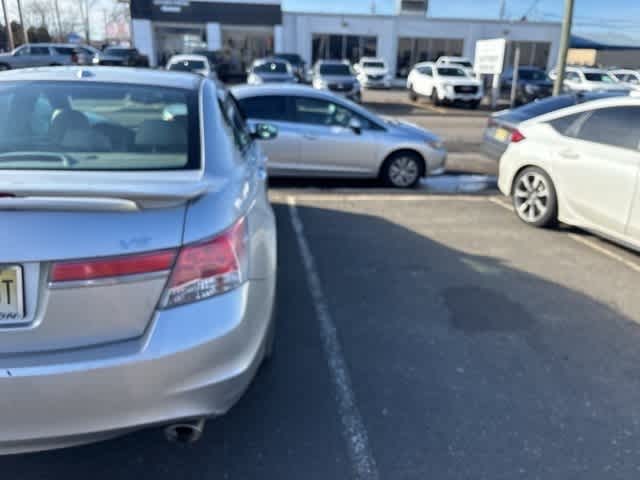 Thumbnail: 2011 Honda Accord - 10