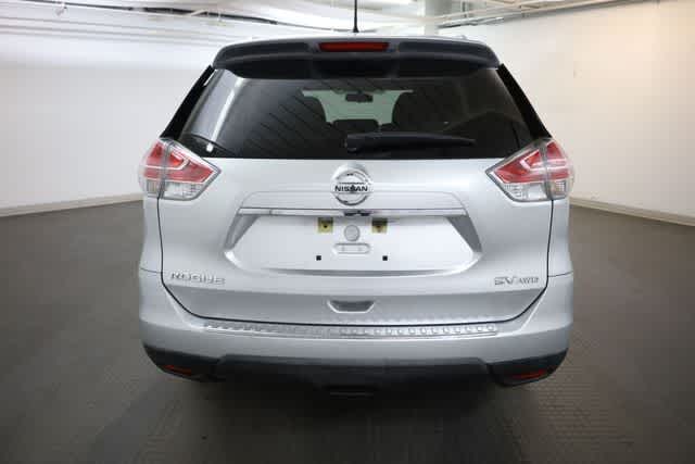 Thumbnail: 2016 Nissan Rogue - 6