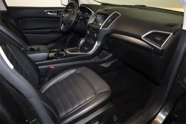 2016 Ford Edge SEL 19