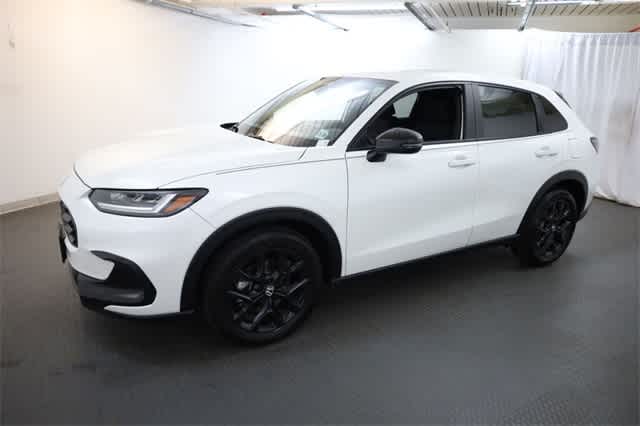 Thumbnail: 2025 Honda HR-V - 2