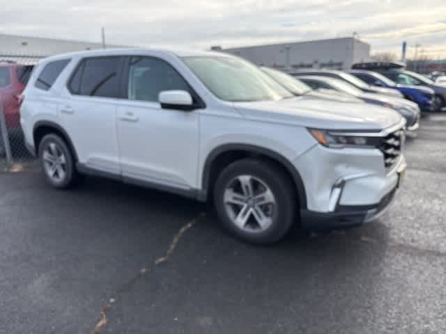 Thumbnail: 2023 Honda Pilot - 12