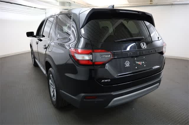 Thumbnail: 2023 Honda Pilot - 7