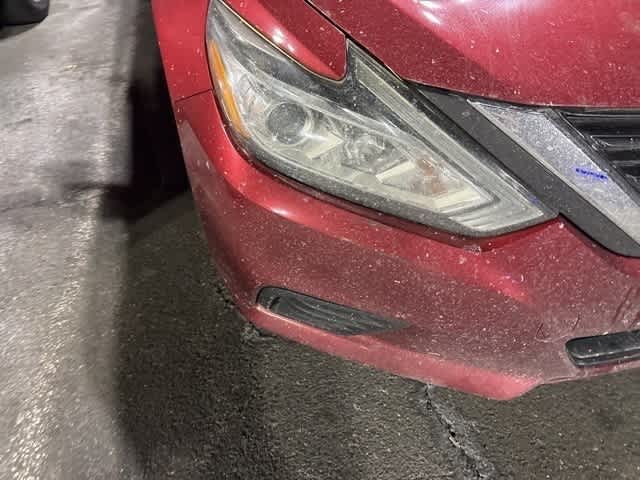 Thumbnail: 2016 Nissan Altima - 22