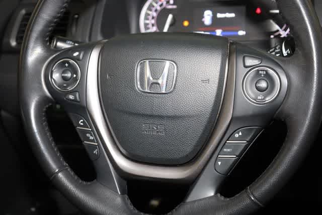 Thumbnail: 2017 Honda Pilot - 36