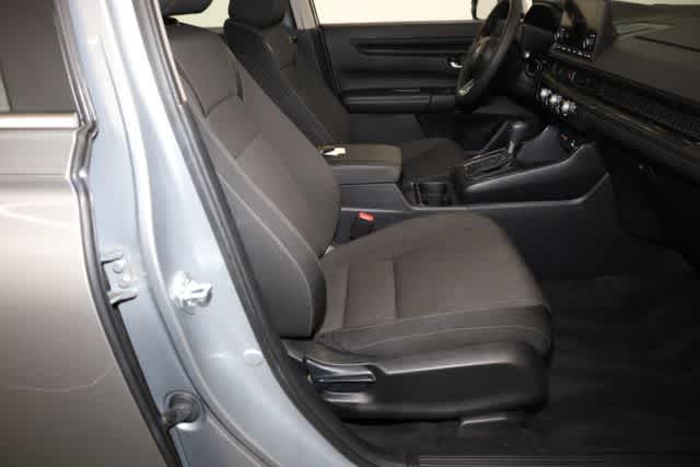 Thumbnail: 2023 Honda CR-V - 21