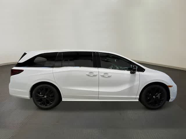 Thumbnail: 2026 Honda Odyssey - 8