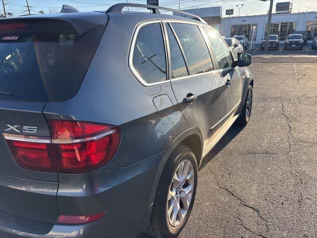 Thumbnail: 2013 BMW X5 - 17