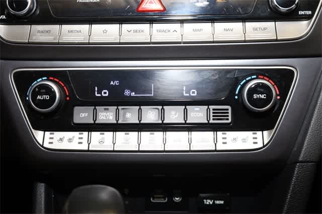 2018 Hyundai Sonata Limited 33