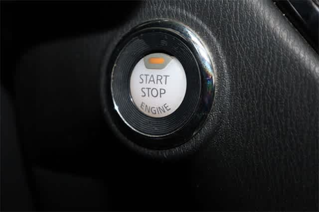 Thumbnail: 2014 Nissan Pathfinder - 30