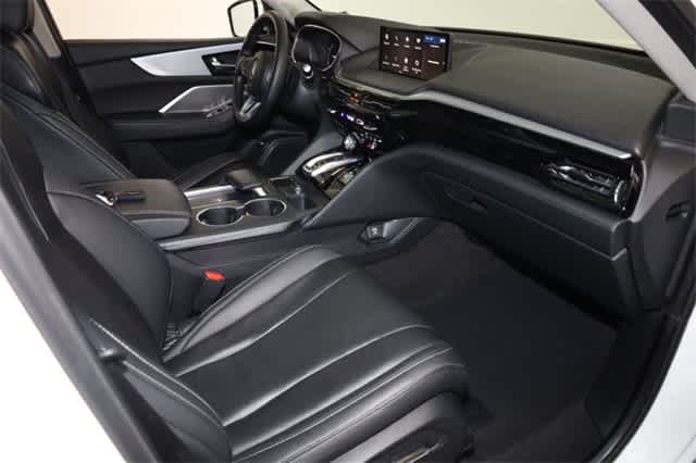 Thumbnail: 2023 Acura MDX - 19