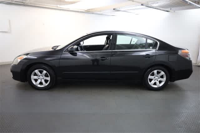 Thumbnail: 2009 Nissan Altima - 3
