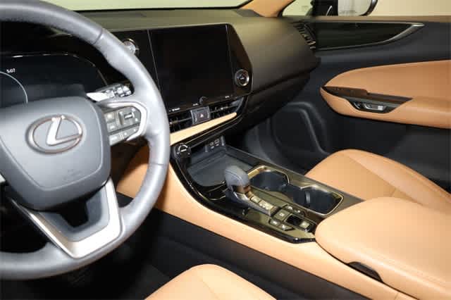 2023 Lexus NX 350 23